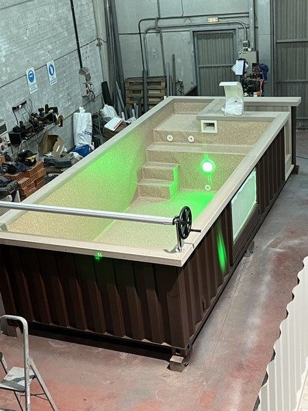 Container Di 20 Piedi Trasformato in Piscina