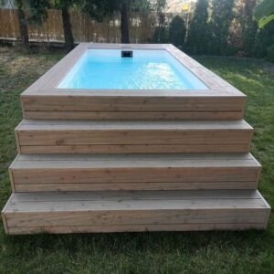 Piscina Container con Rivestimento in legno