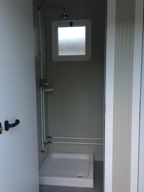 Container Con Docce (dim. 6,00 × 2,40 m) - immagine 3